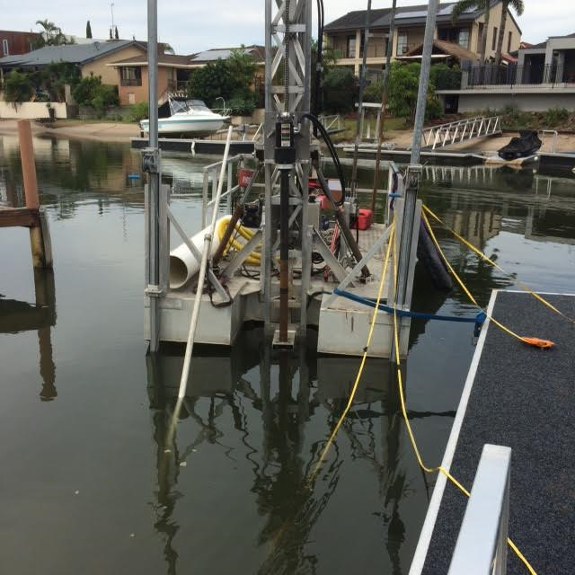 pontoon piling tweed heads