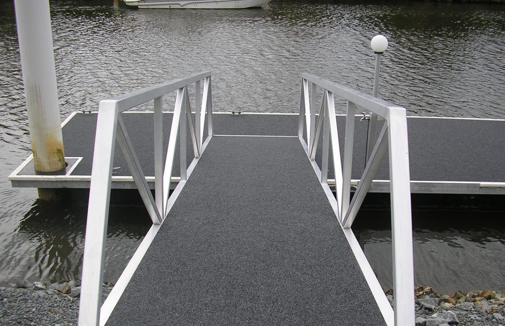 Pontoon Vs Jetty What S The Difference Micks Marine Maintenance