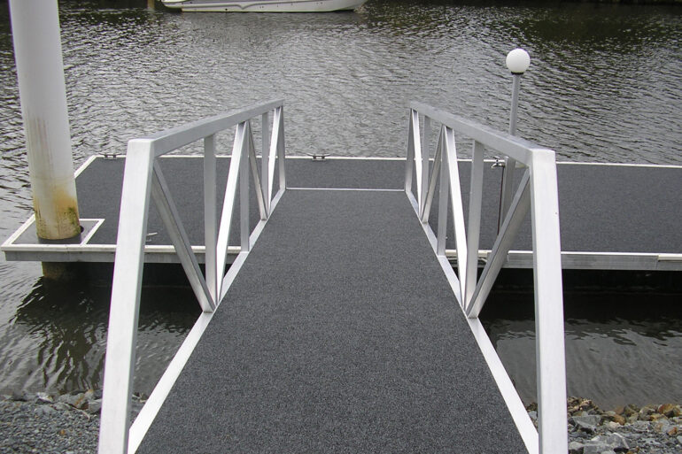 3 Types of Residential Pontoons to Consider on the Gold Coast