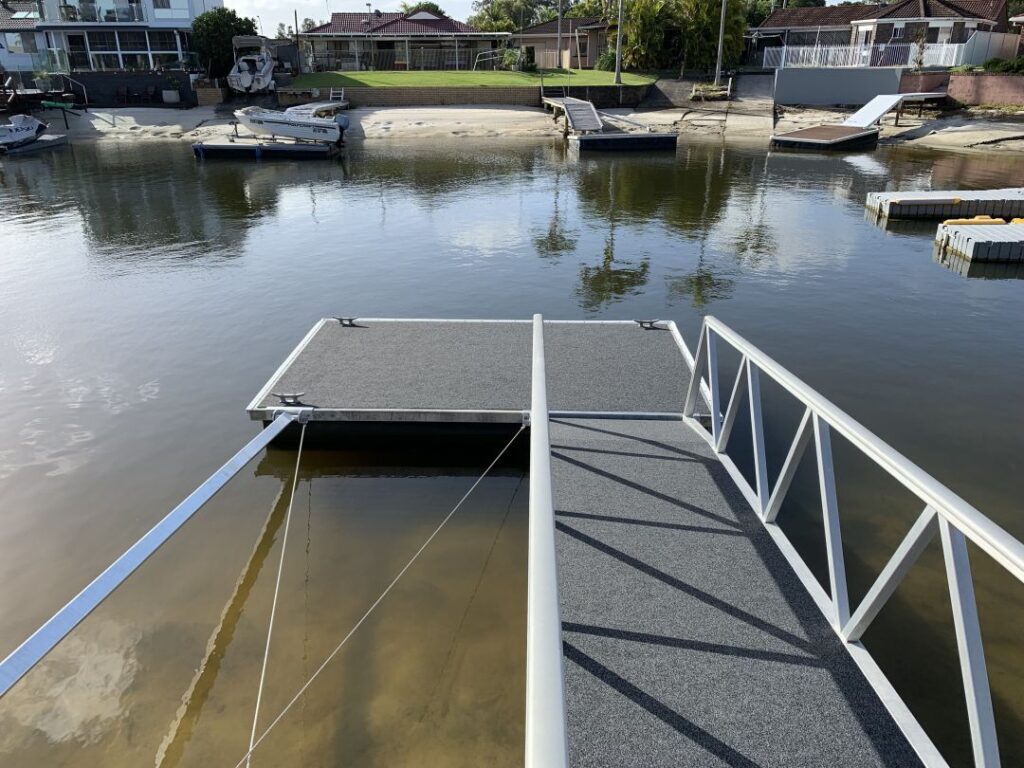 Strut Pontoons Gold Coast, Sunshine Coast - Micks Marine Maintenance