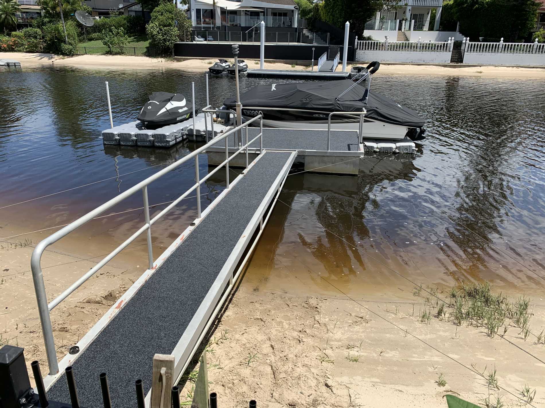 Are Floating Docks and Floating Pontoons the Same Thing?