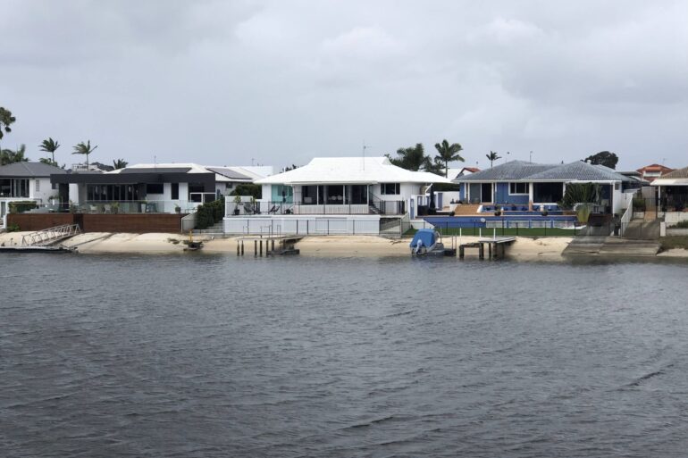 Benefits of Living In A Waterfront Home Benefits of Living In A Waterfront Home