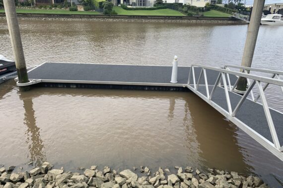 Why Winter is the Best Time to Get a Pontoon Dock