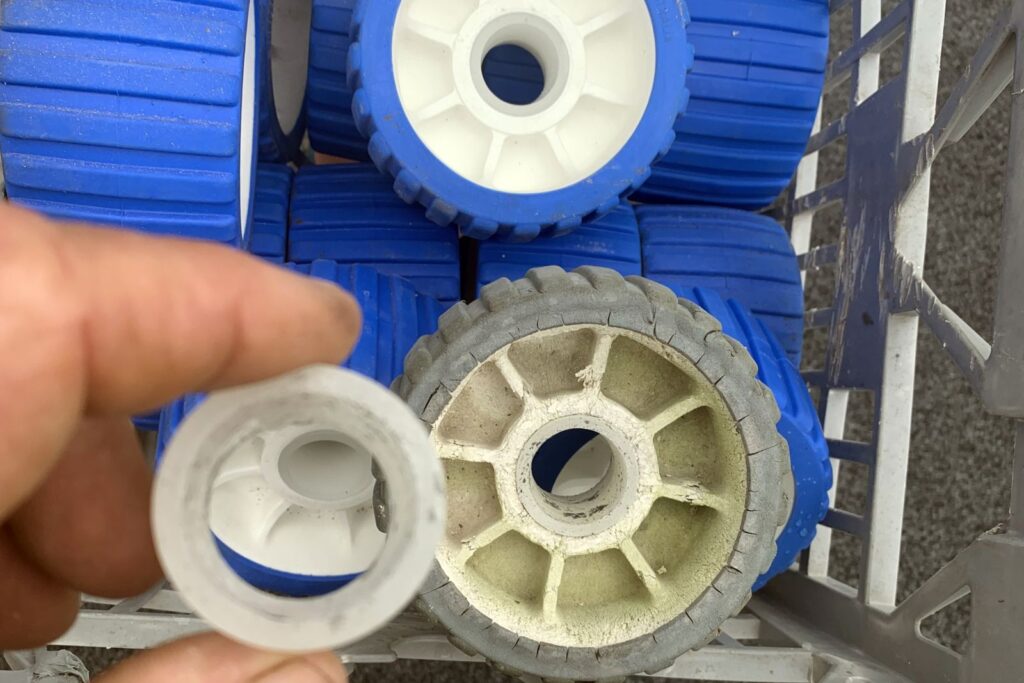 Pontoon Servicing Tweed Heads