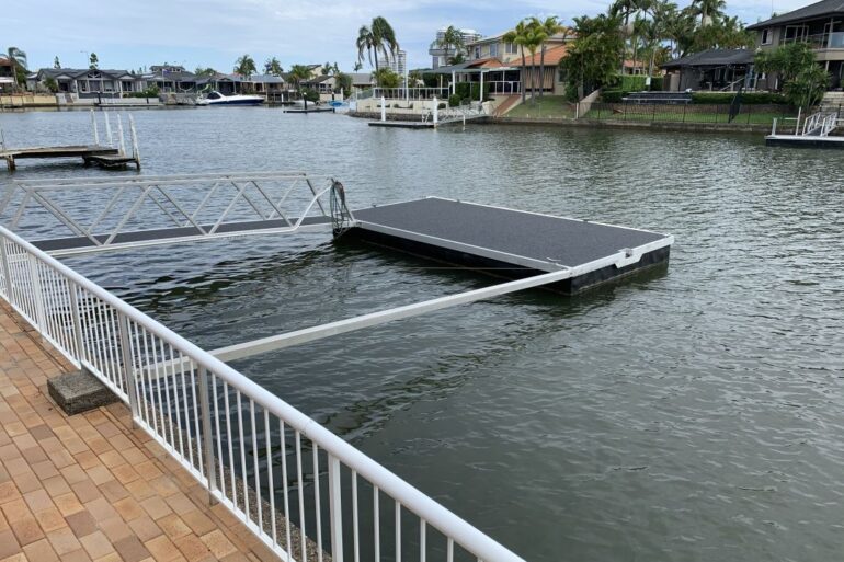 Strut Arm Pontoons: The Installation Process